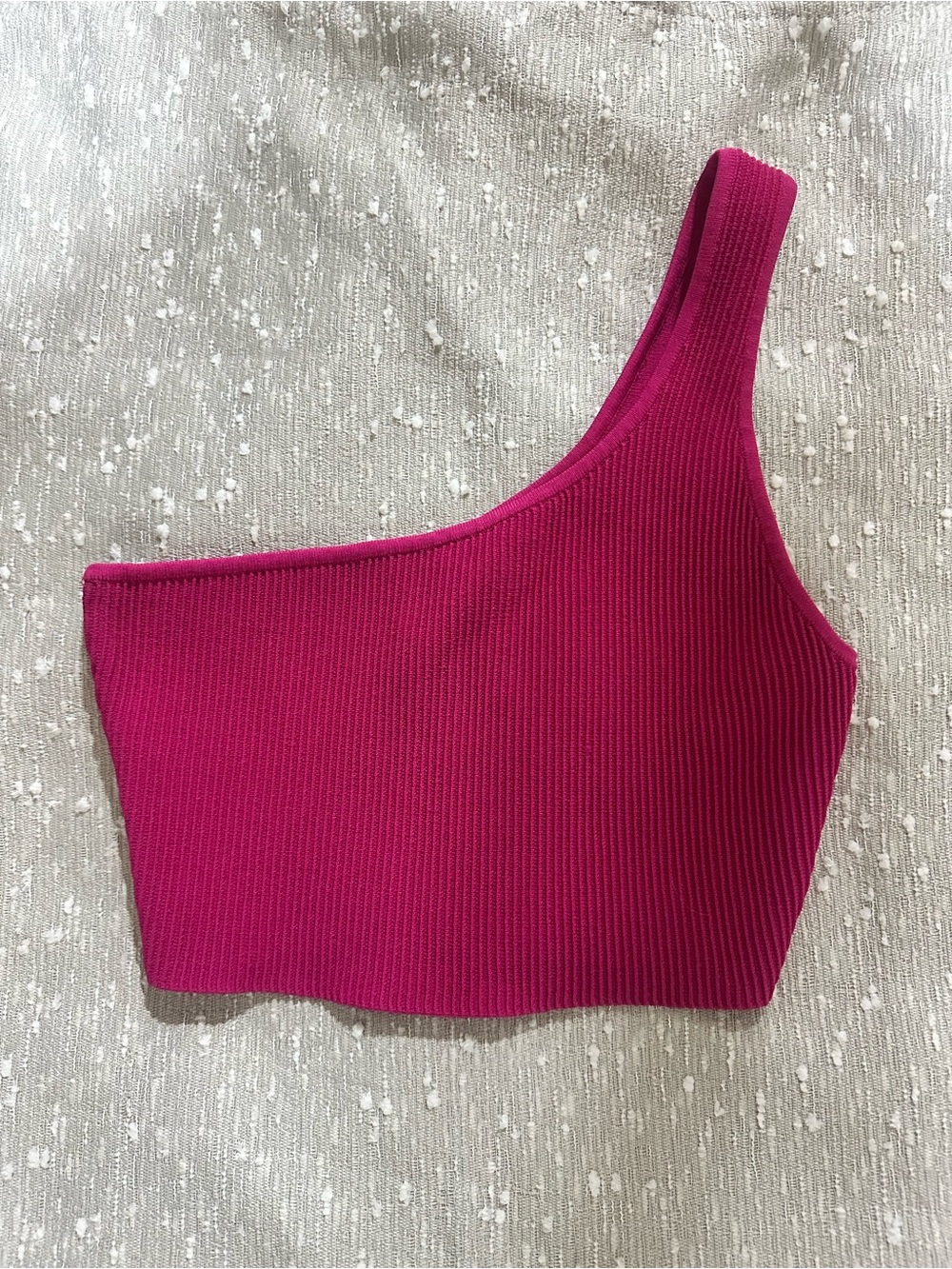 Babaton One-Shoulder Ribbed Crop Top in Fuchsia
